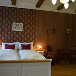 & Cafe Mohrenbrunnen