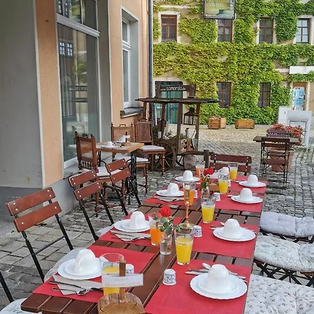 & Cafe Mohrenbrunnen ゲストハウス 4*