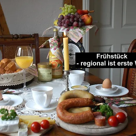 Hotel&café Mohrenbrunnen Pensión 4*