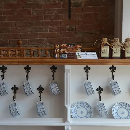 & Cafe Mohrenbrunnen