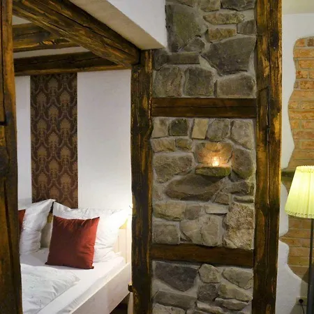 Pensión Hotel&café Mohrenbrunnen 4*