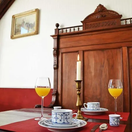 Hotel&café Mohrenbrunnen 4*