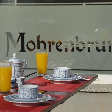 Konukevi & Cafe Mohrenbrunnen 3*