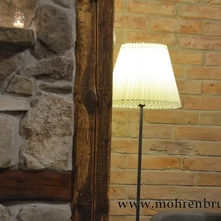 & Cafe Mohrenbrunnen Konukevi