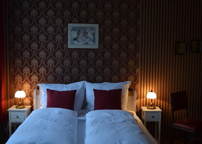 & Cafe Mohrenbrunnen